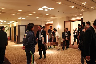 交流会お見送り.jpg