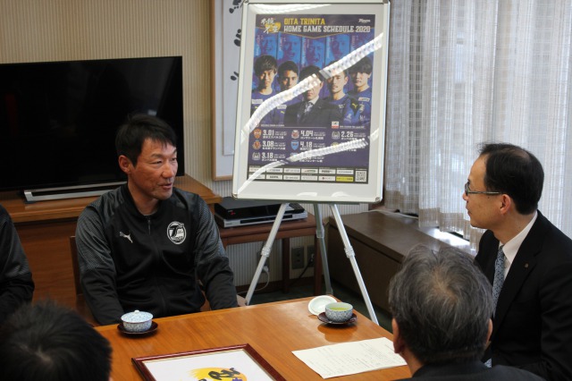 監督市長.jpg