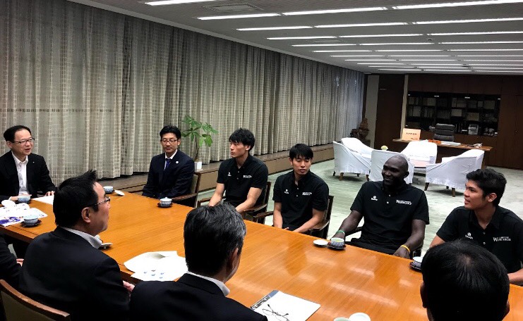 1三好市長訪問.jpg